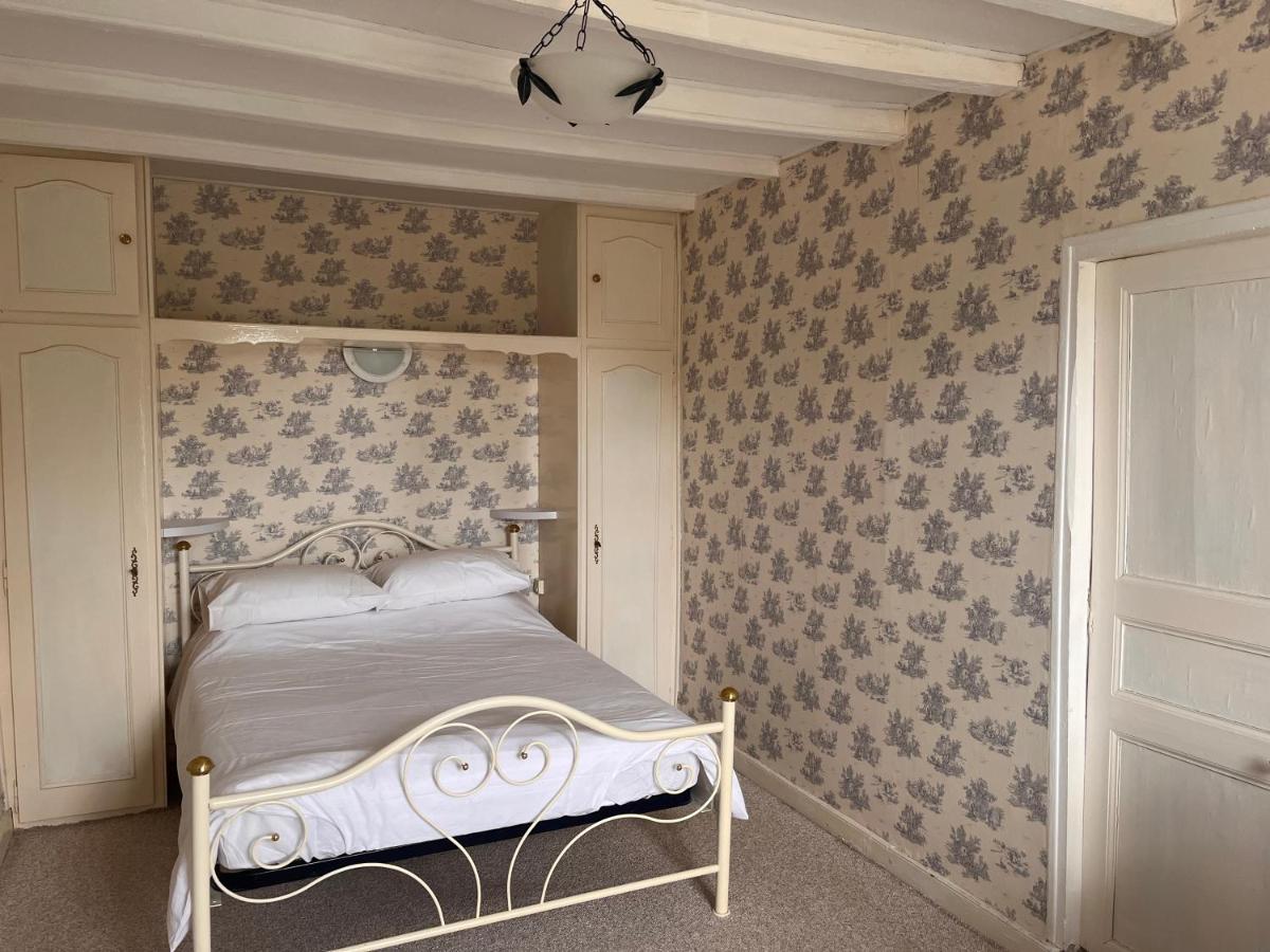 La Maison Du Passeur Availles-Limouzine Экстерьер фото